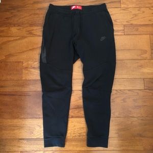 ❌SOLD❌Nike Tech Fleece Joggers